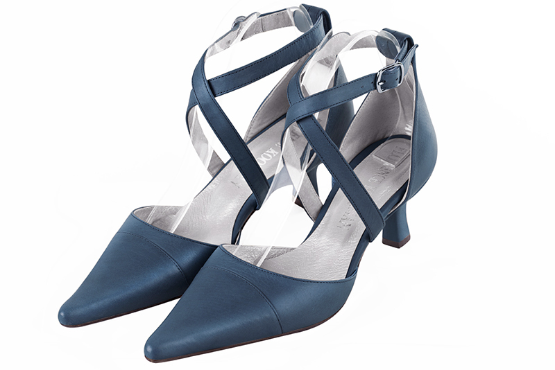Denim blue women's open side shoes, with crossed straps. Pointed toe. Medium spool heels. Front view - Florence KOOIJMAN